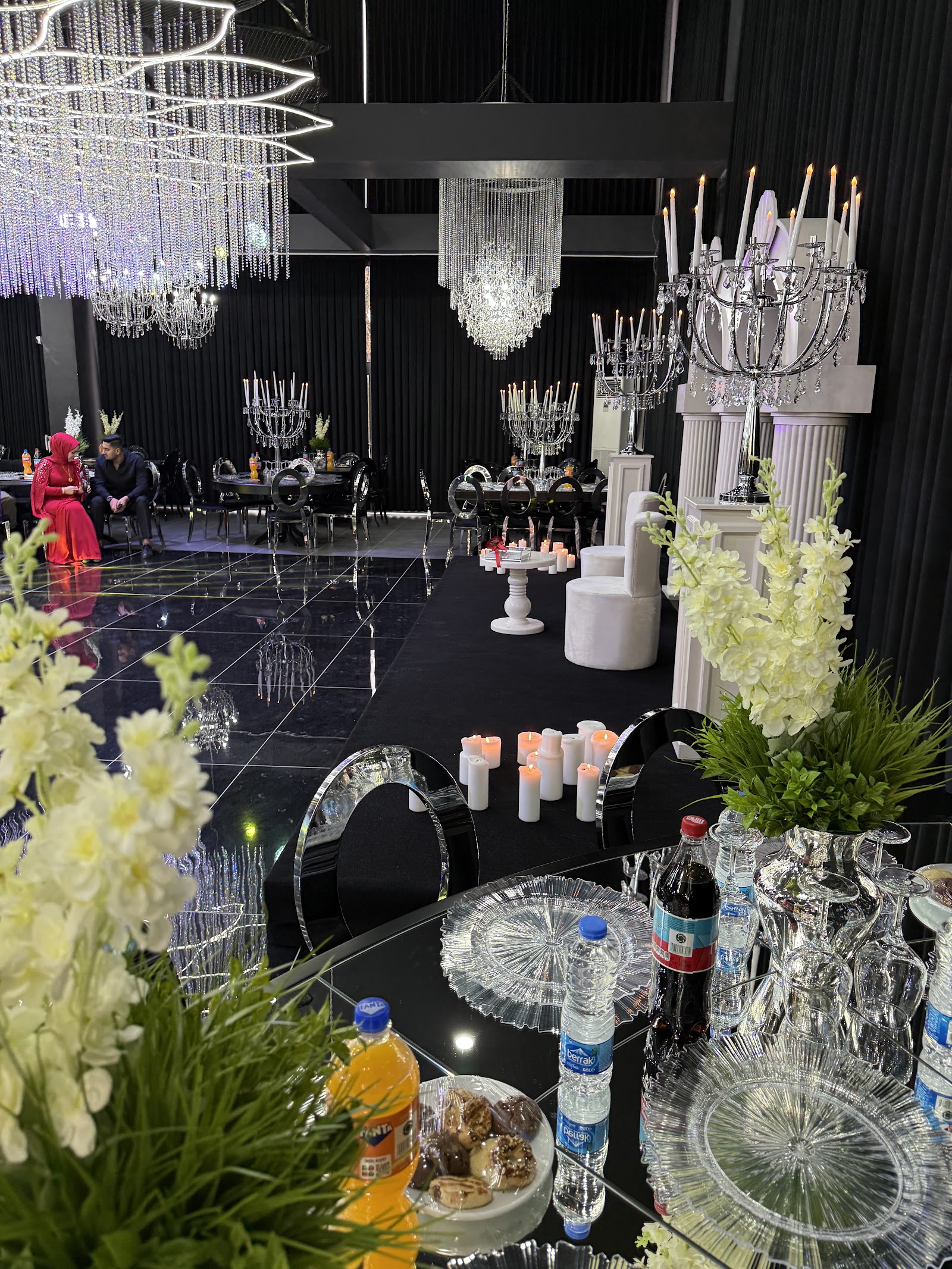 Black Swan Davet Salonu | Nişan Evi | Kına Salonu | Elazığ Nişan Evi